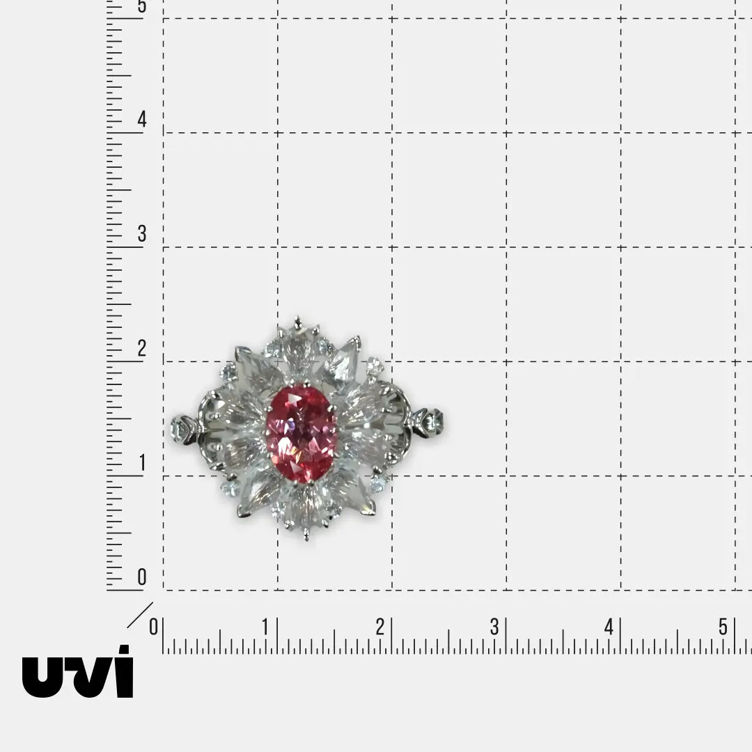 Кольцо из белого золота с розовой шпинелью
