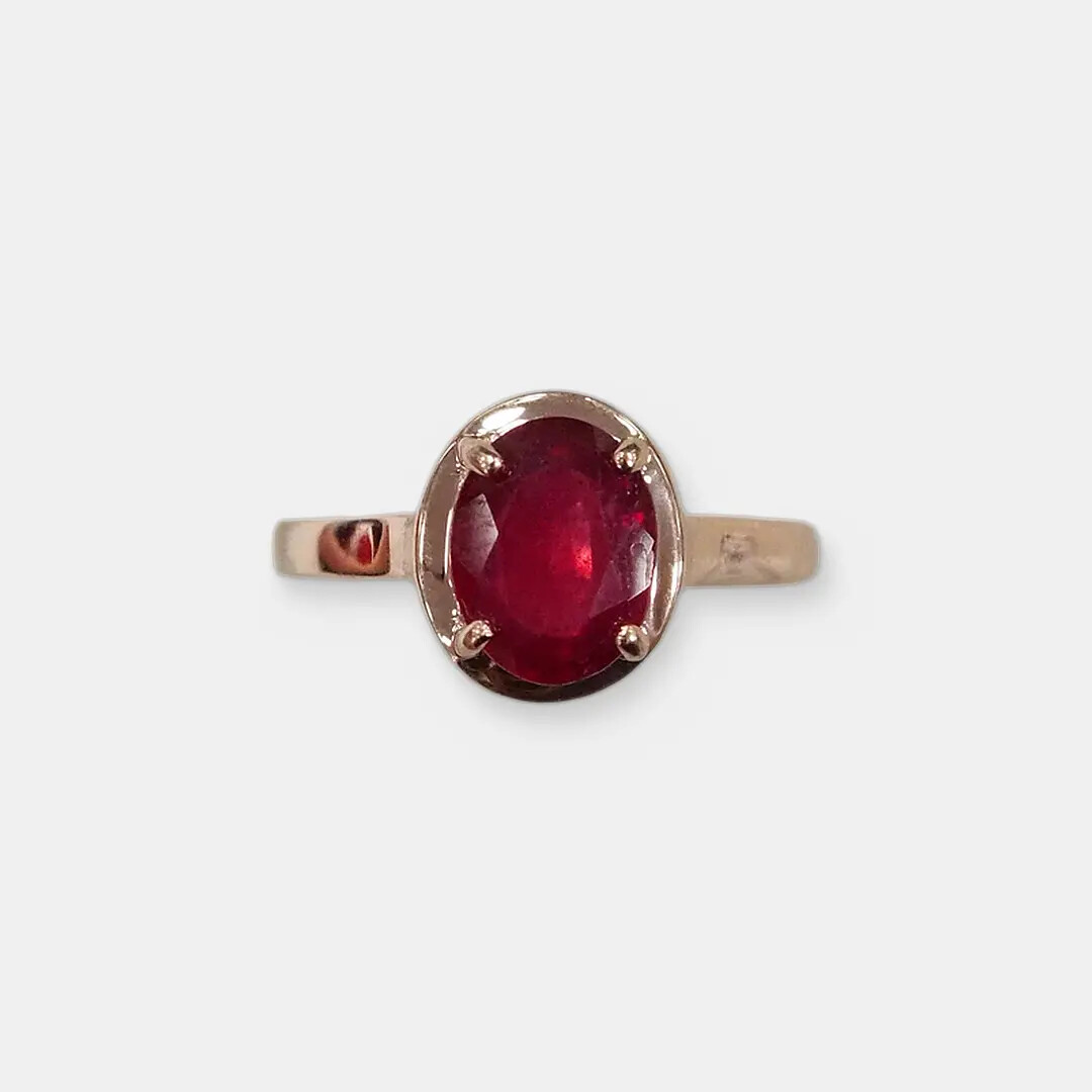 Серебряное кольцо с рубином