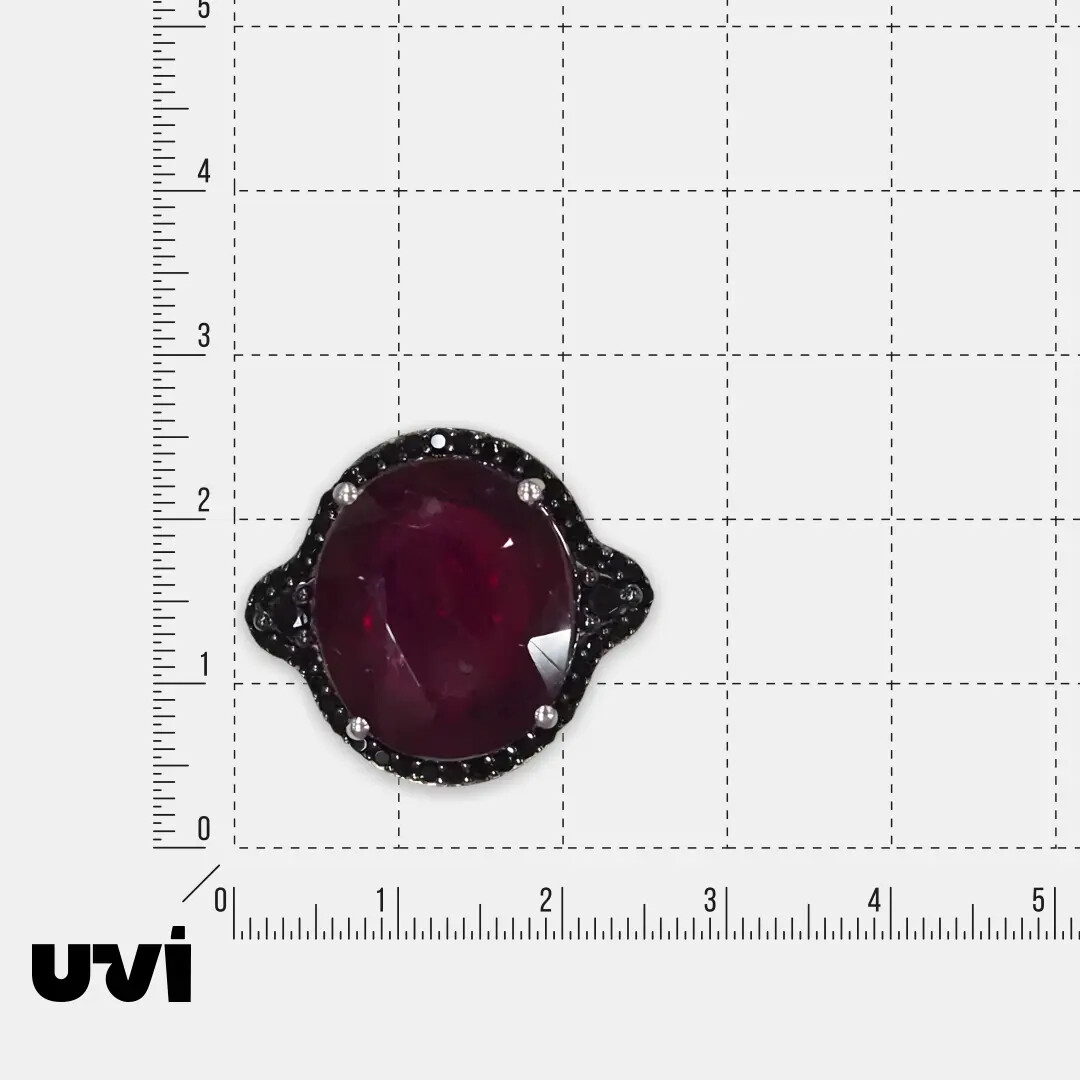 Серебряное кольцо с рубином