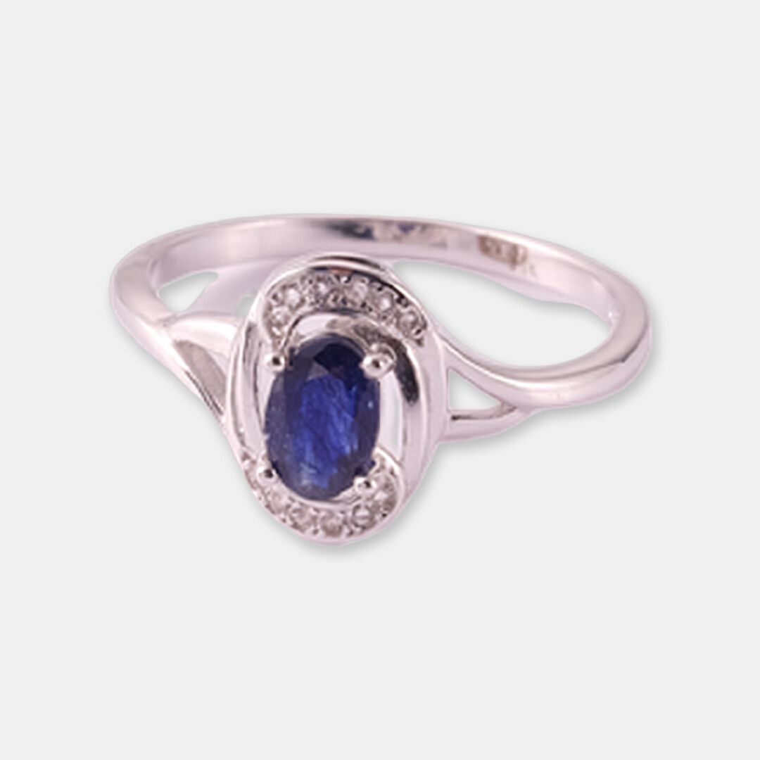 Серебряное кольцо с сапфиром