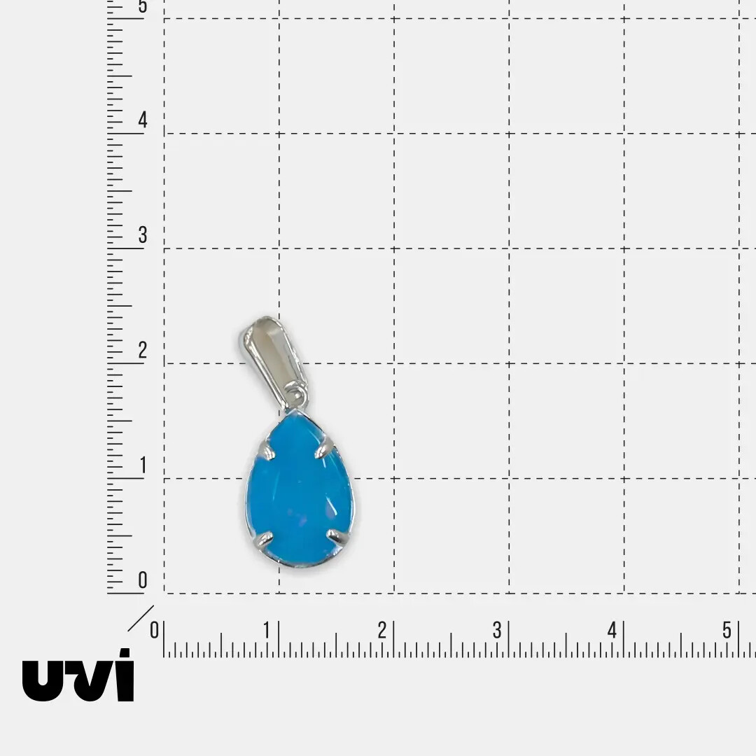 Серебряная подвеска с голубым опалом