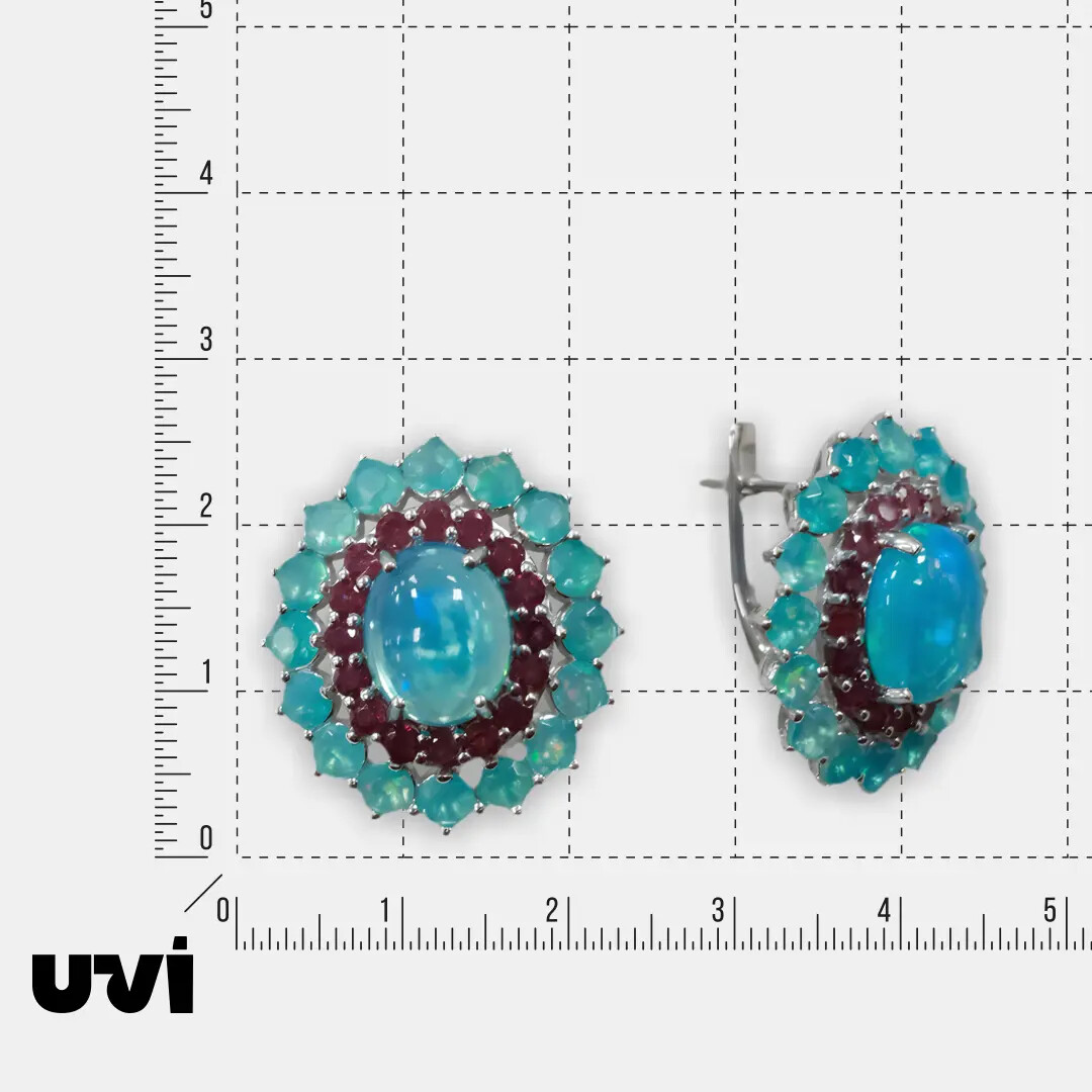 Серебряные серьги с голубыми опалами