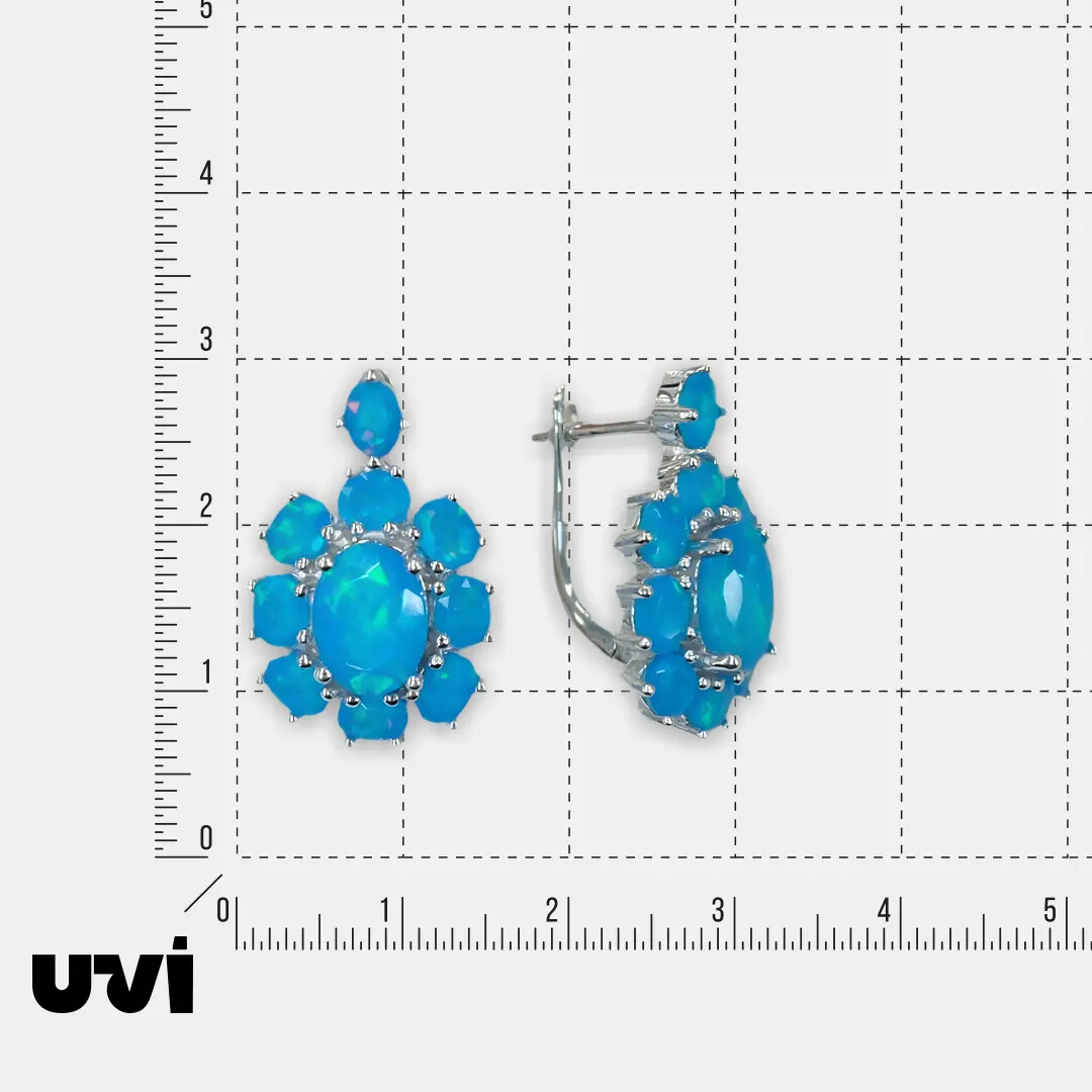 Серебряные серьги с голубыми опалами