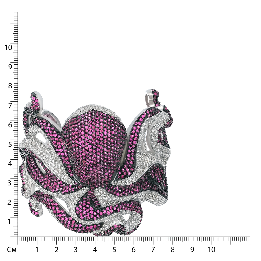 Серебряный незамкнутый жесткий браслет с кубическим цирконием "Осьминог"