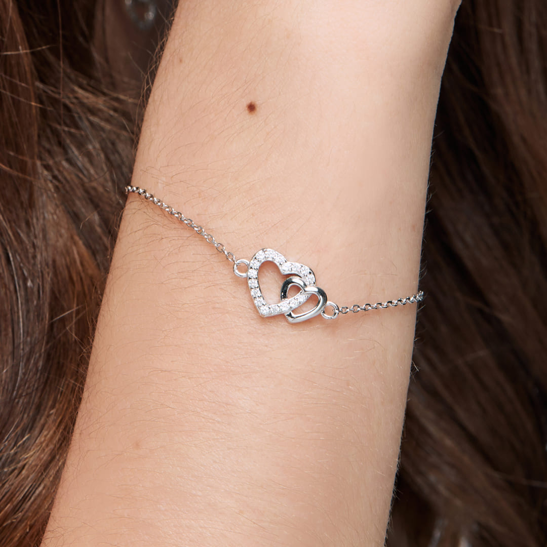 Серебряный браслет 925 пробы; вставки 17 Куб. Цирконий бесцв. 0,01ct;