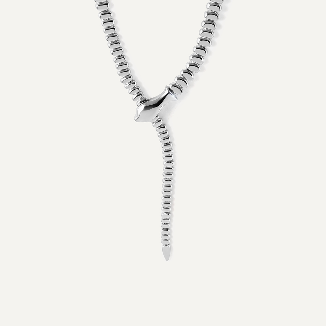 Серебряное колье "Змея"