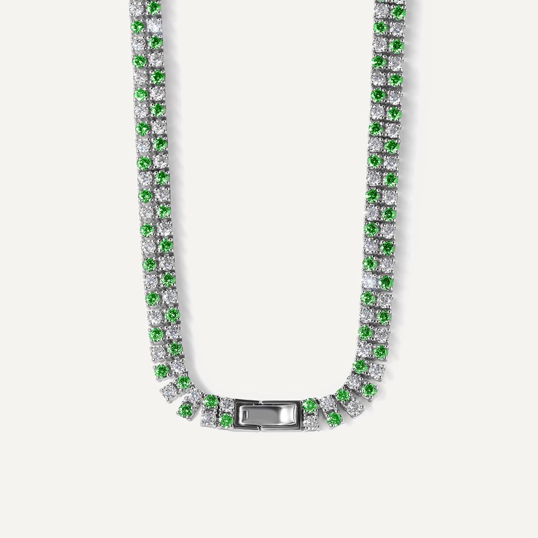 Серебряное колье с муассанитами