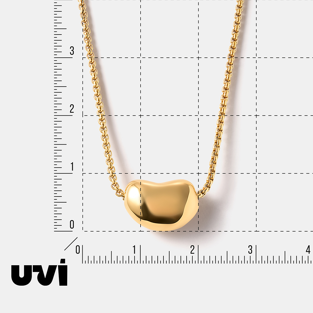 Бижутерное колье с жемчугом