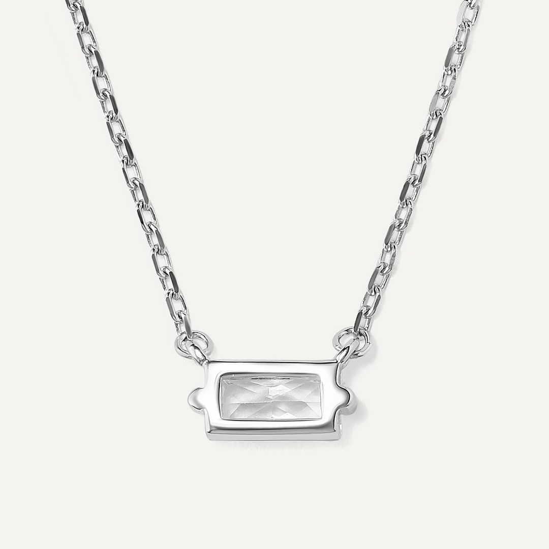 Серебряное колье с кубическим цирконием