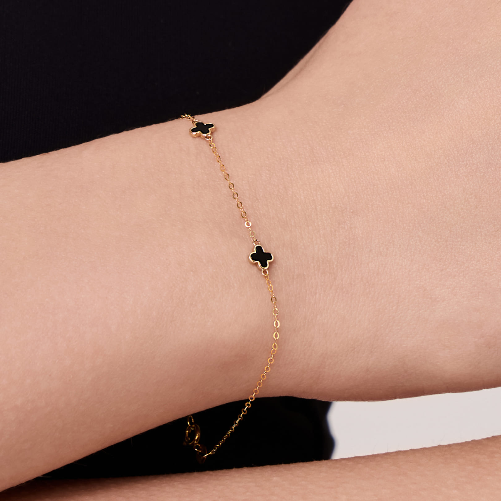 Браслет из желтого золота с агатами "Клевер"