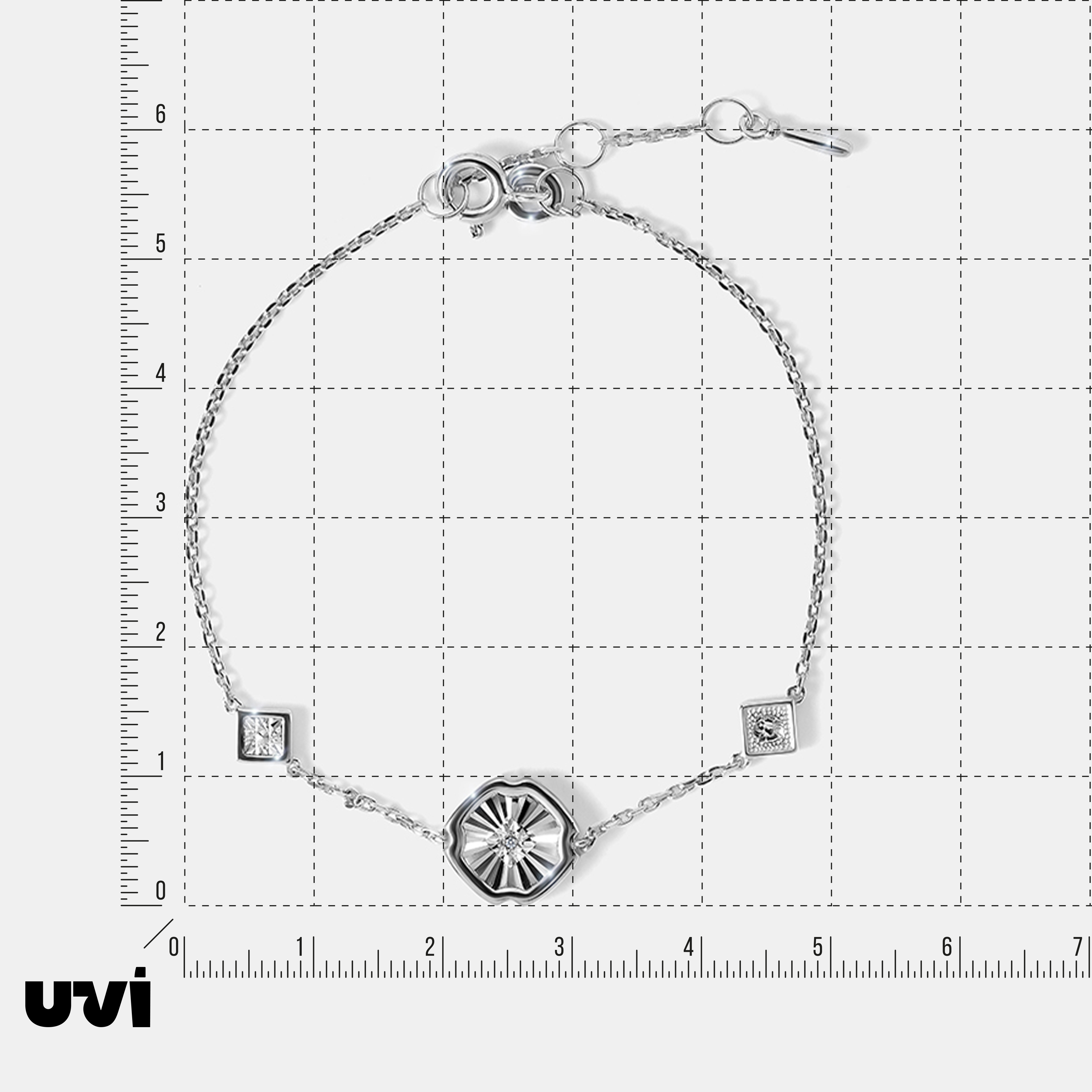 Серебряный браслет с бриллиантом