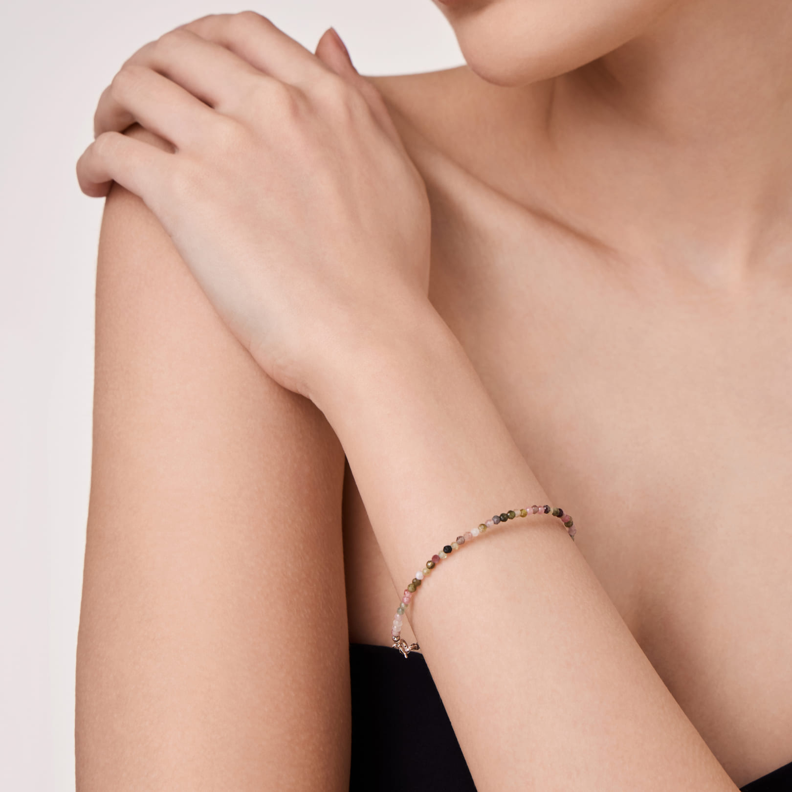 Браслет из разноцветного турмалина