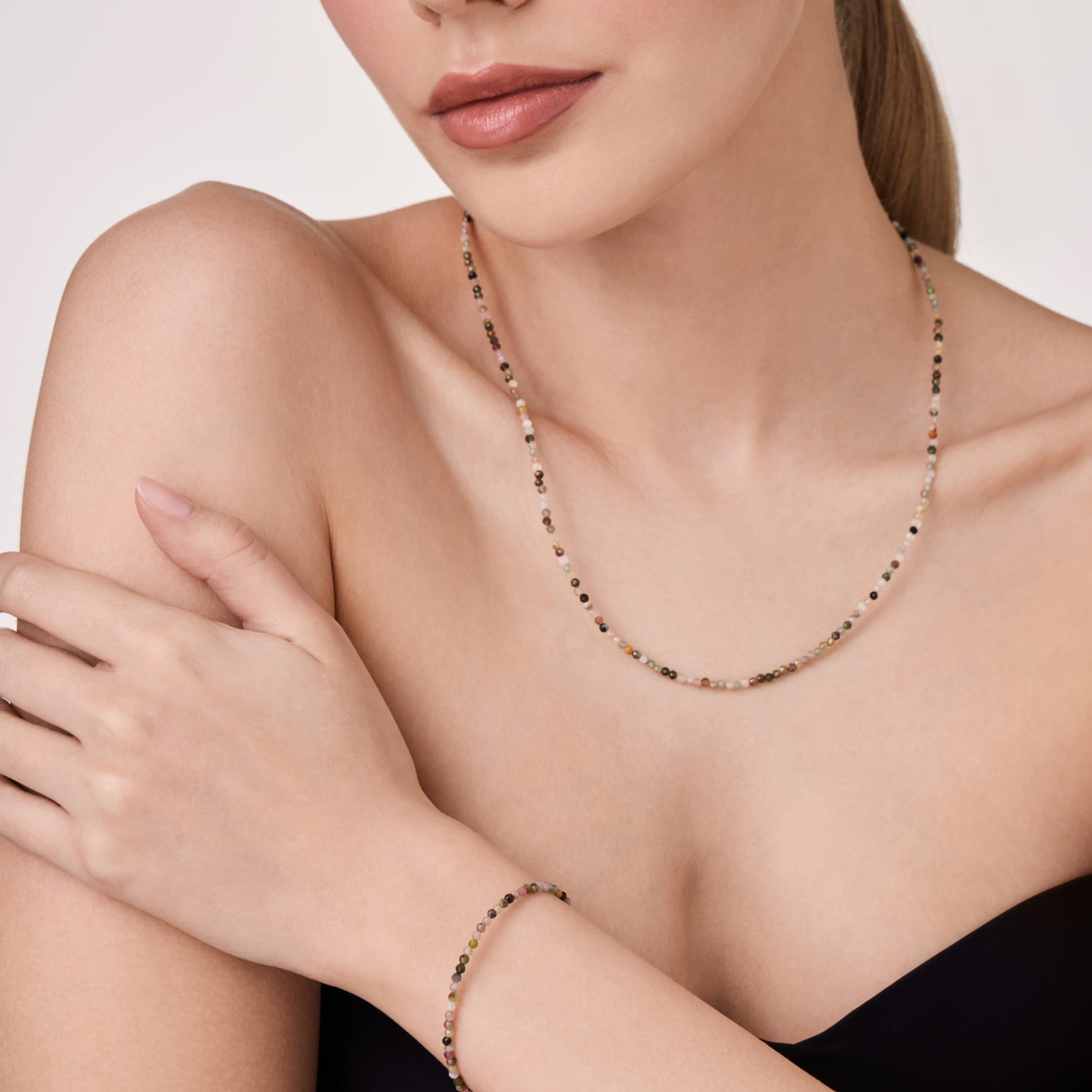 Браслет из разноцветного турмалина