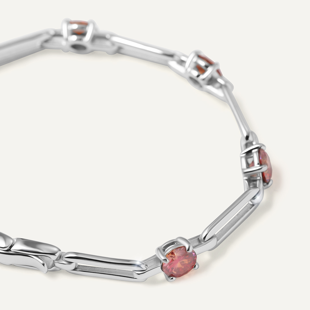 Серебряный браслет с арбузными муассанитами