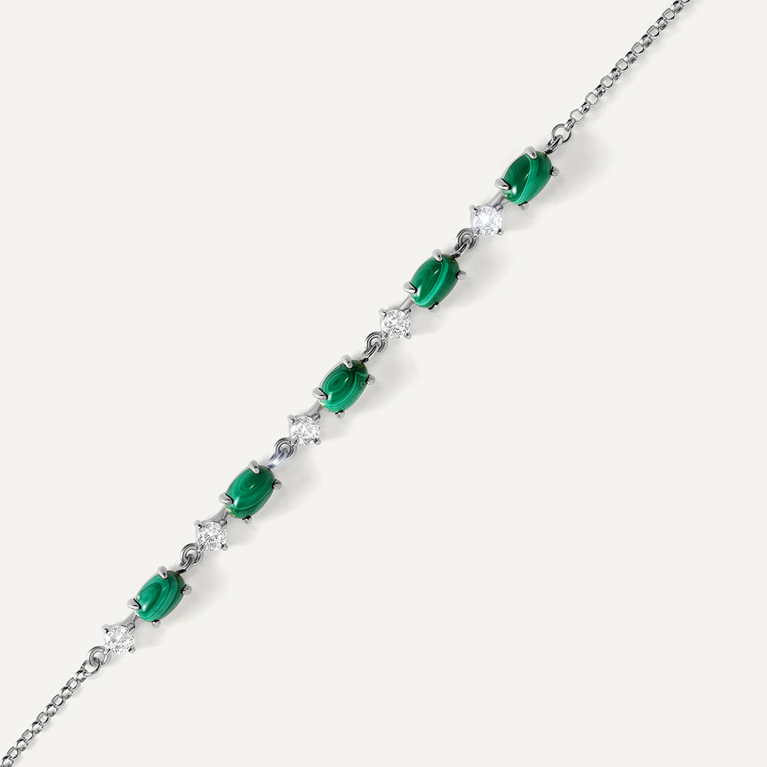 Серебряный браслет с малахитами