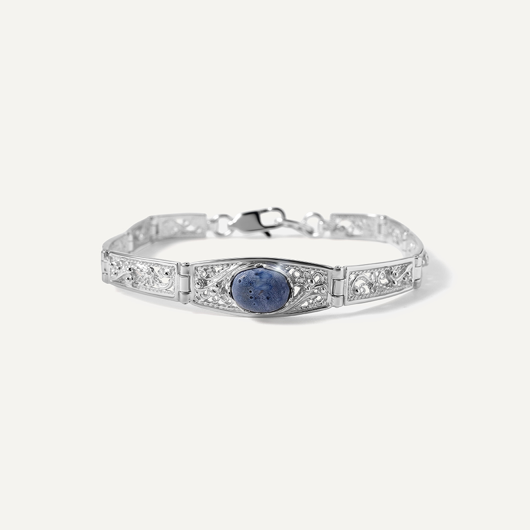 Серебряный браслет с кораллом Акори