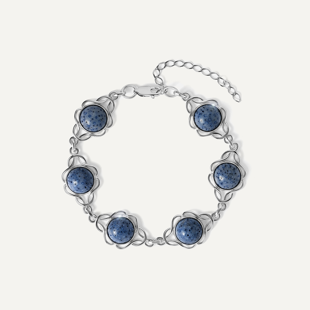 Серебряный браслет с кораллами Акори