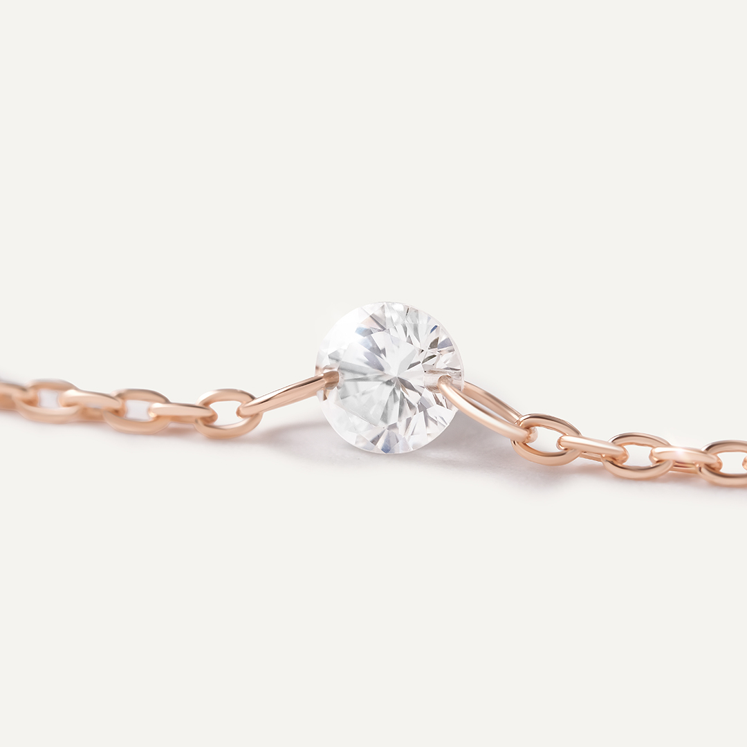 Серебряный браслет с выращенным бриллиантом