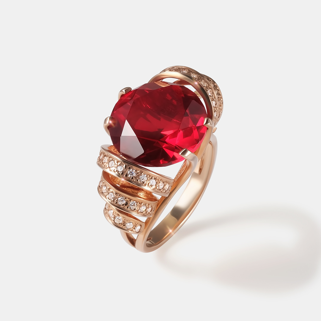 Серебряное кольцо 925 пробы; вставки 1 Ситалл Рубин; 68 Фианит бесцв.;