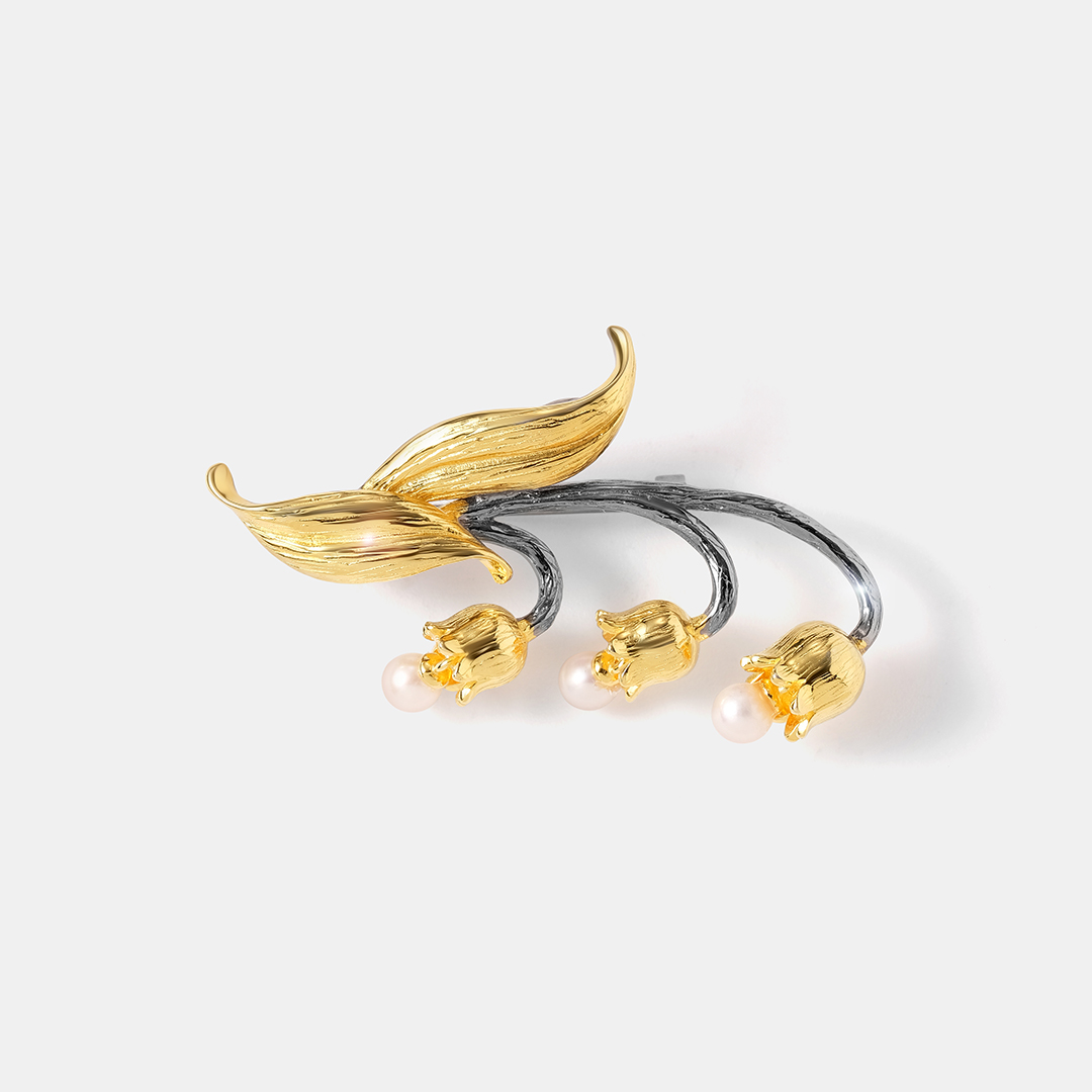 Серебряная брошь с жемчугом "Ландыш"