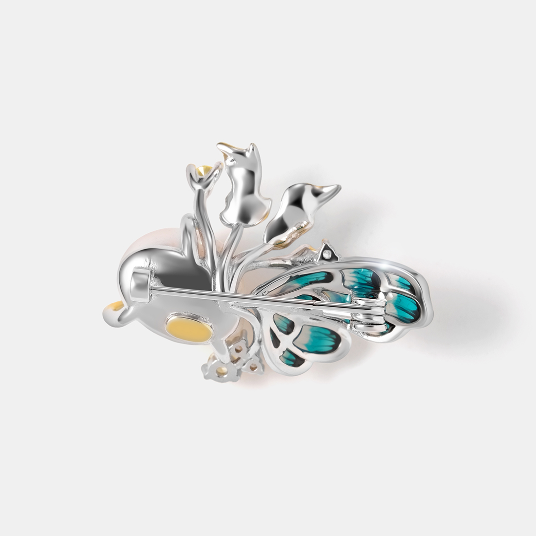 Серебряная брошь с жемчугом Барокко