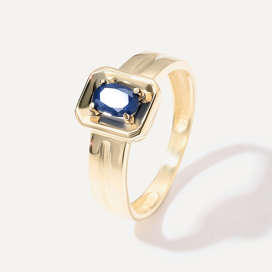Кольцо из желтого золота с сапфиром