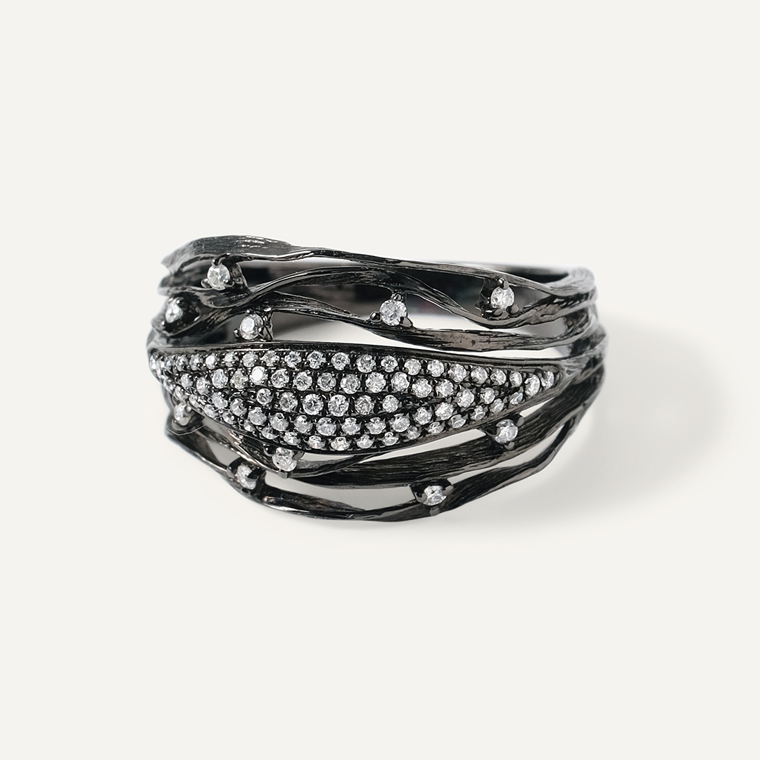 Кольцо из белого золота с бриллиантами