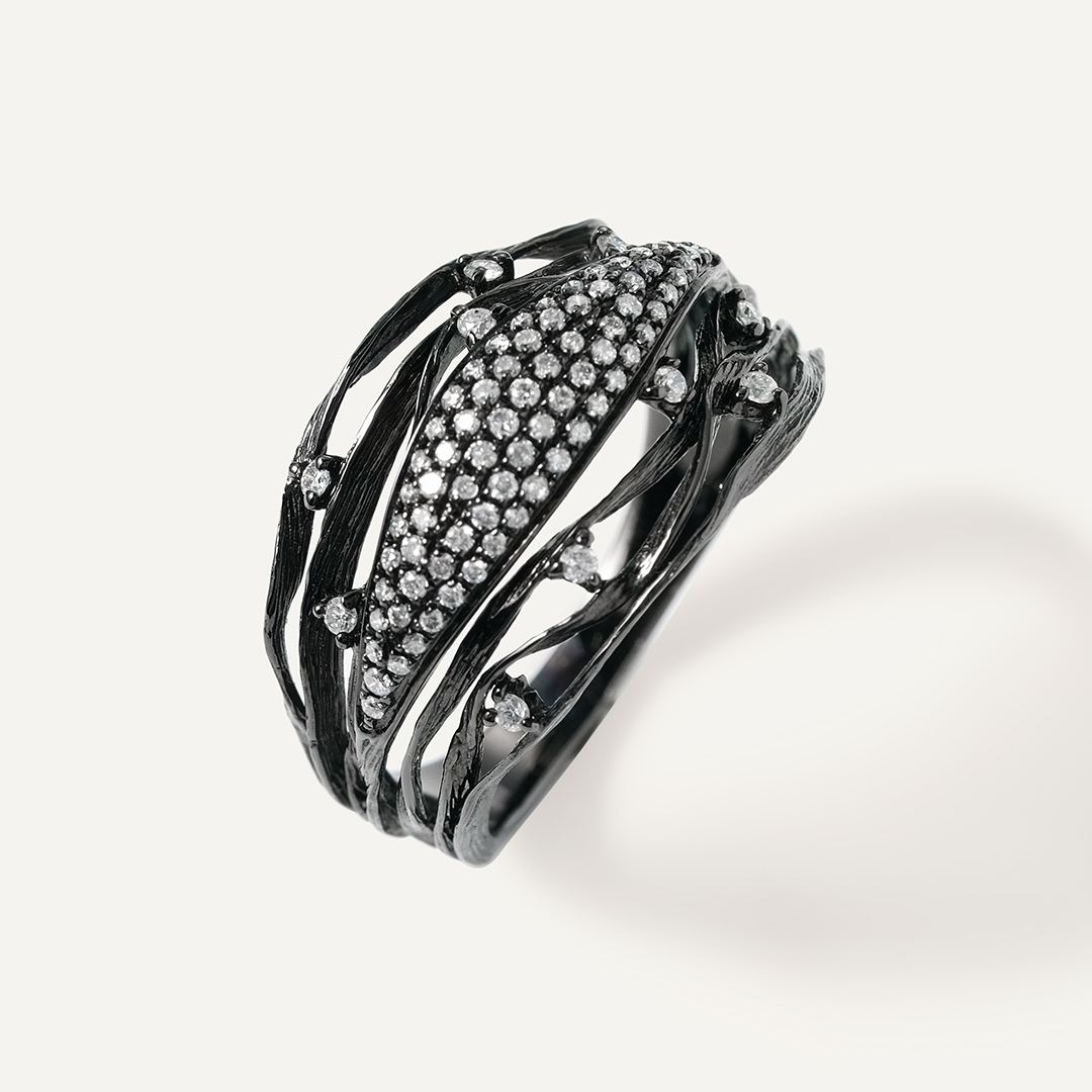 Кольцо из белого золота с бриллиантами