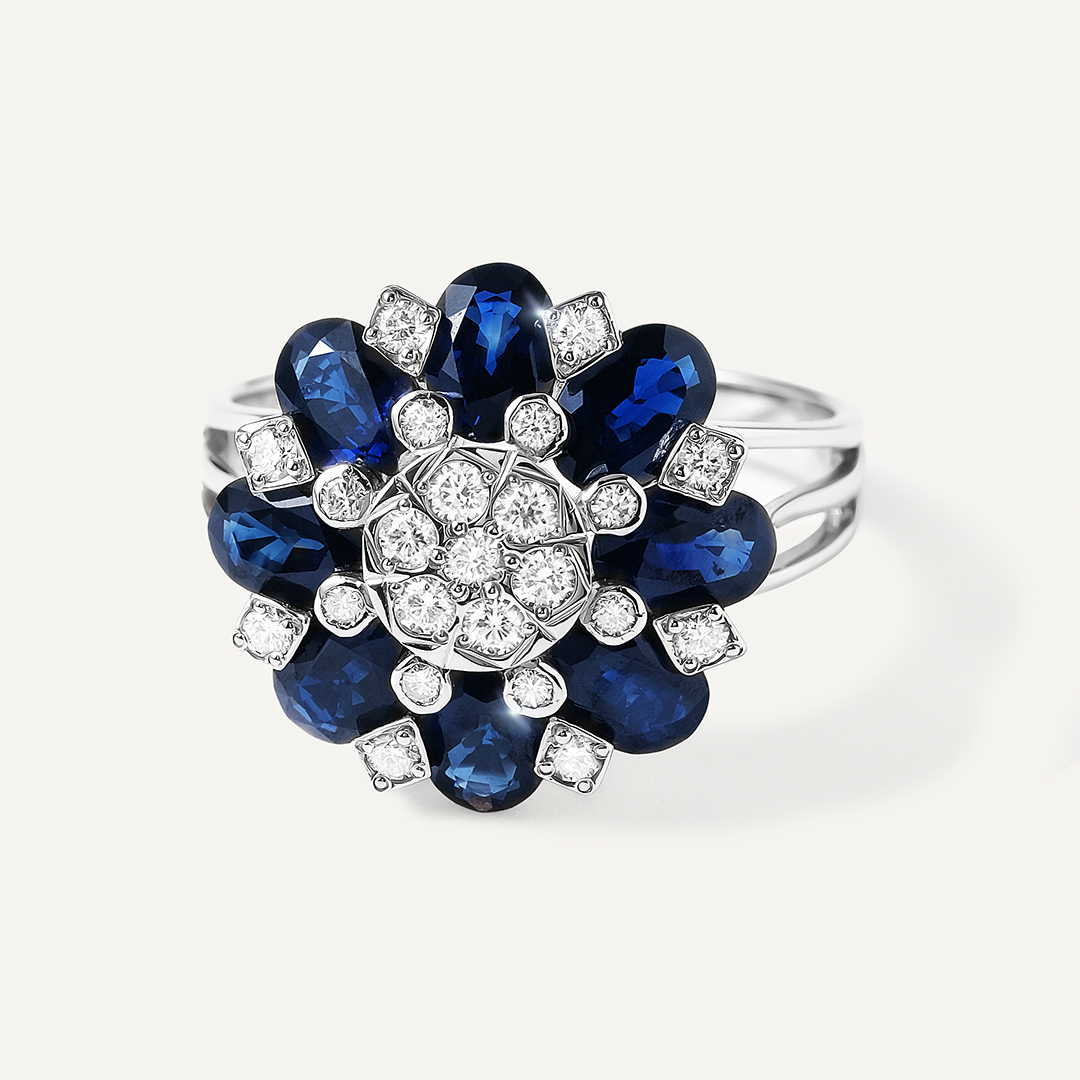 Кольцо из белого золота с сапфирами