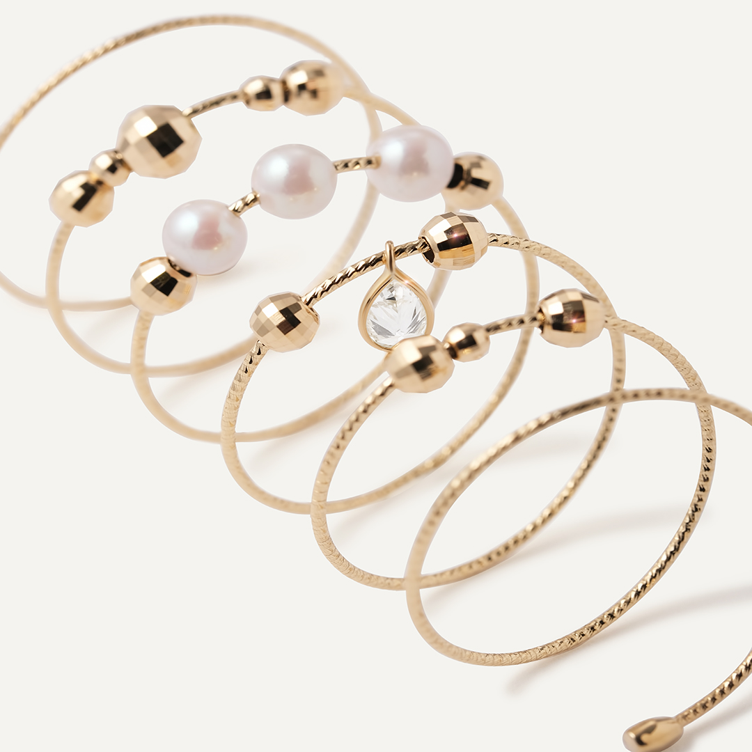 Кольцо из желтого золота с жемчугом Акойя "Мару"