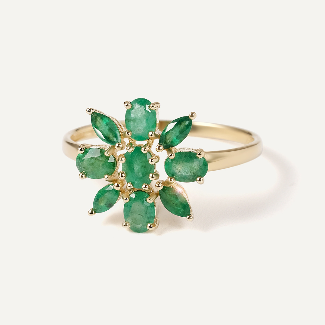 Кольцо из желтого золота с изумрудами "Цветок"
