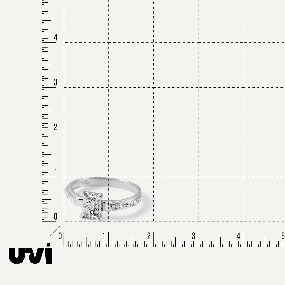 Кольцо из белого золота с бриллиантами