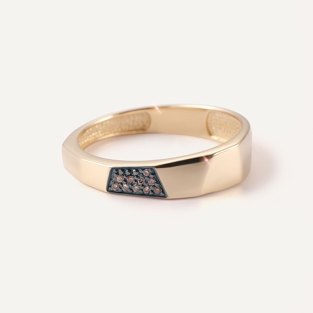 Кольцо из желтого золота с коньячными бриллиантами