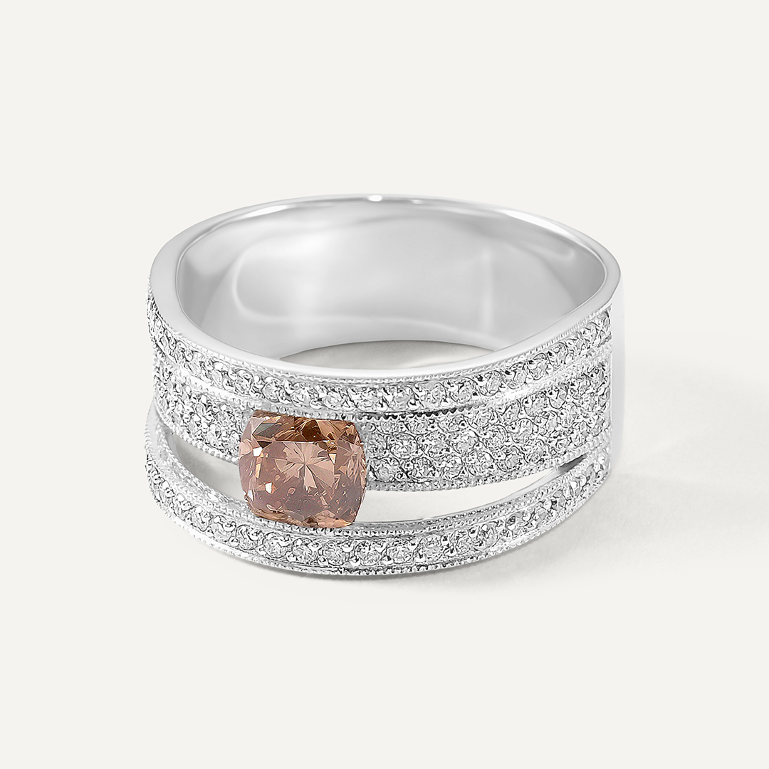 Кольцо из белого золота с бриллиантами