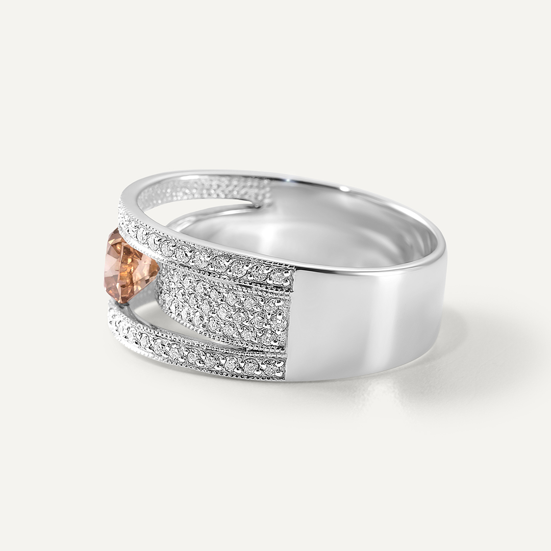 Кольцо из белого золота с бриллиантами