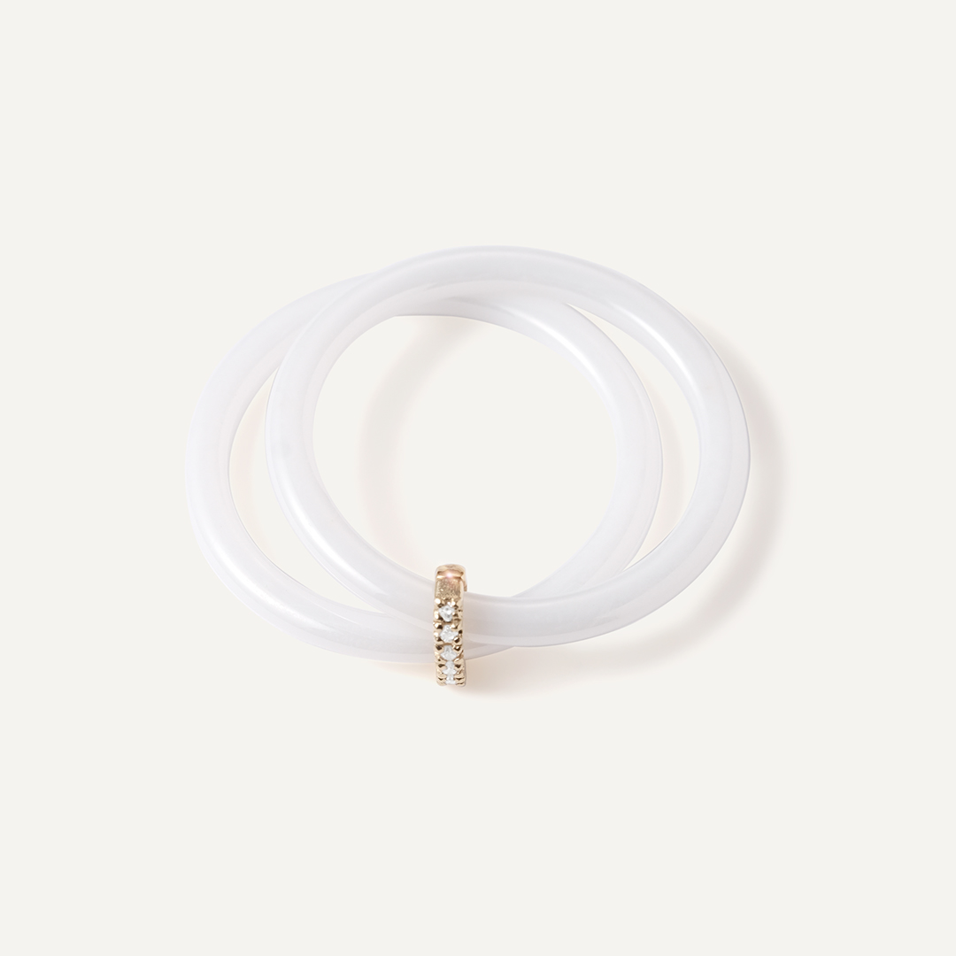 Кольцо из желтого золота с бриллиантами и керамикой