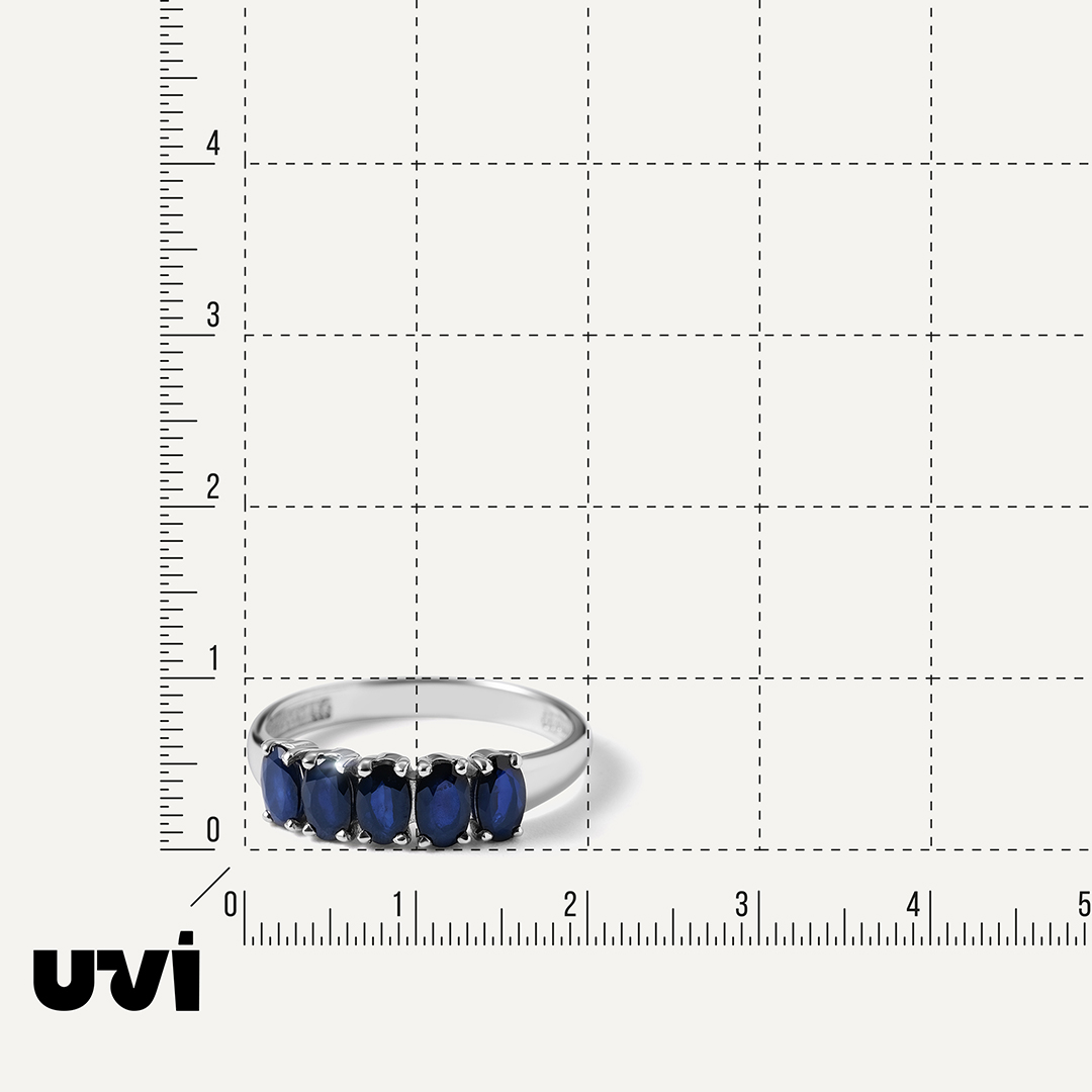 Кольцо из белого золота с сапфирами