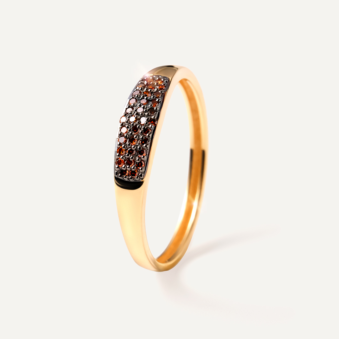 Кольцо из золота с оранжевыми бриллиантами