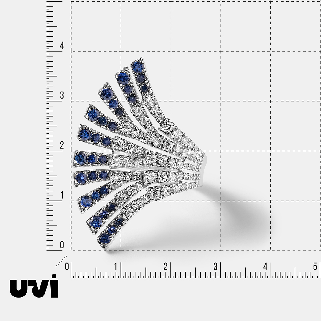 Кольцо из белого золота с сапфирами