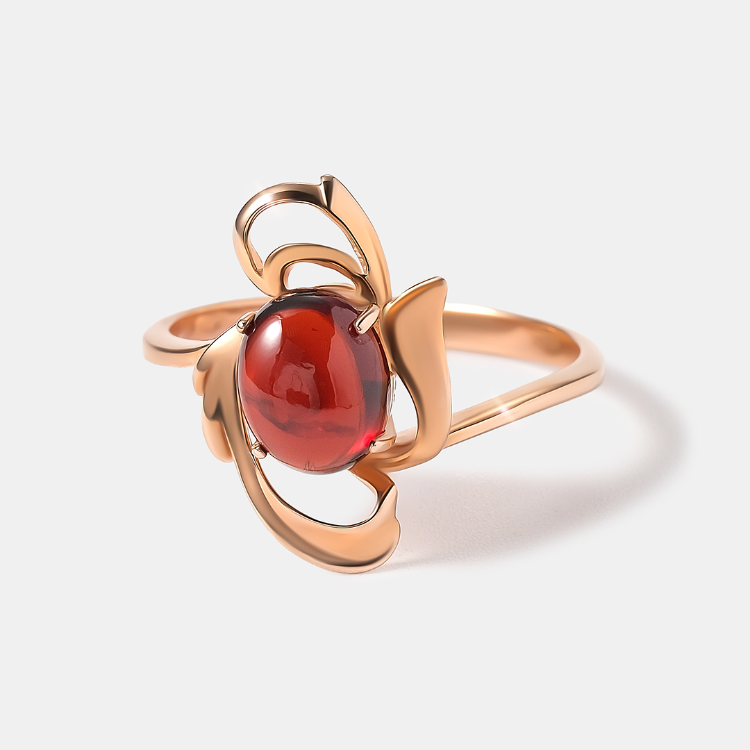 Серебряное кольцо с гранатом