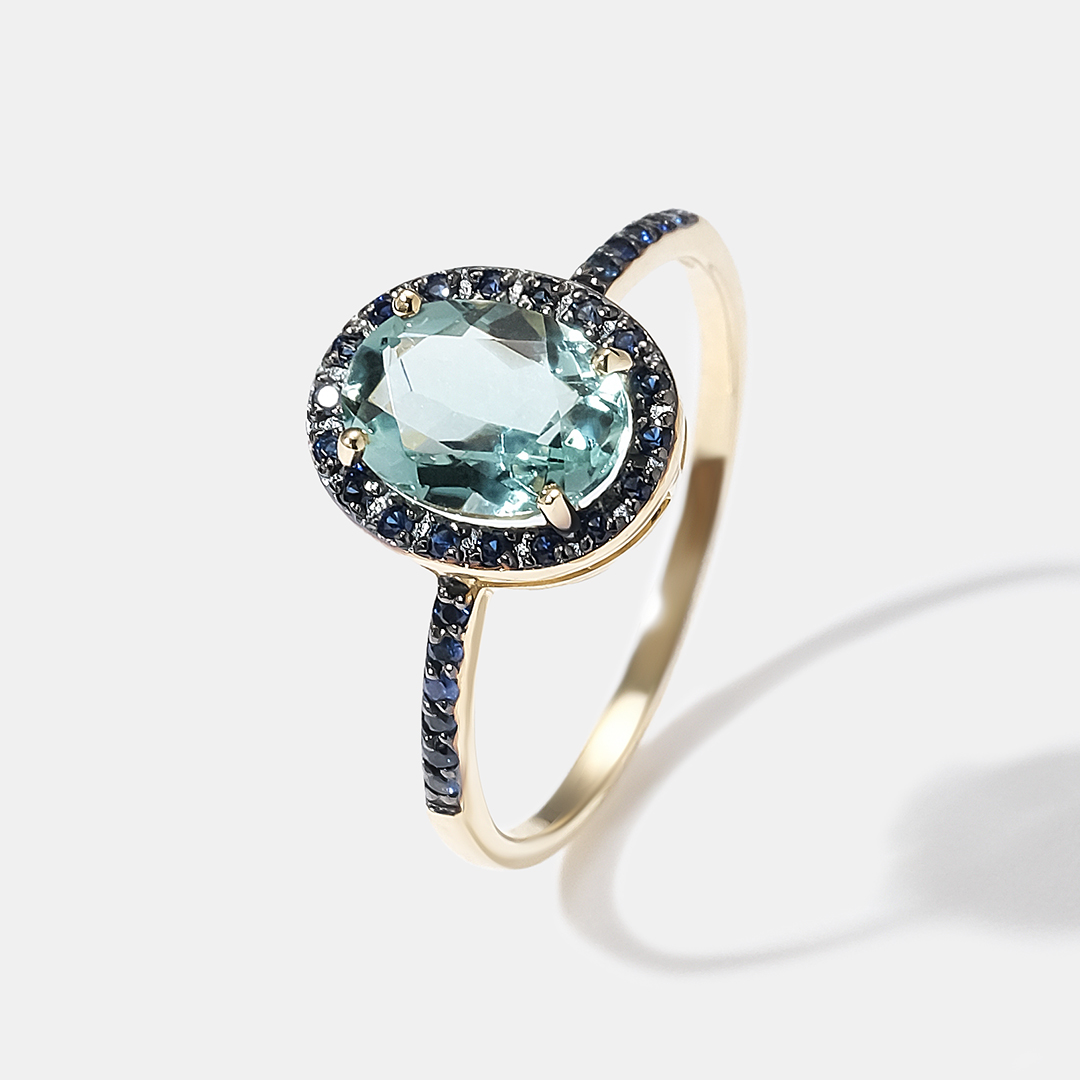 Кольцо из желтого золота с празиолитом