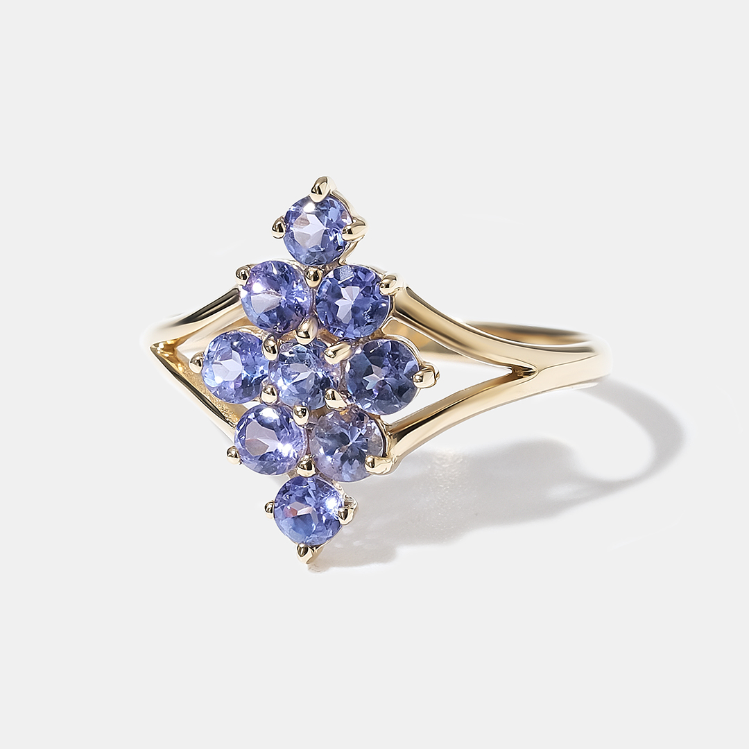 Кольцо из желтого золота с танзанитами