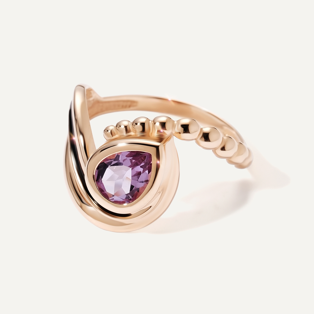 Кольцо из золота с аметистом
