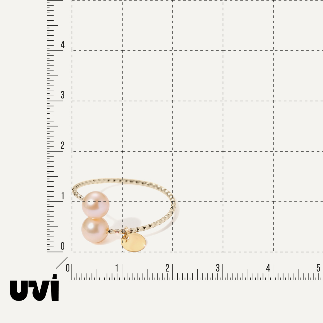 Кольцо из желтого золота с розовым жемчугом