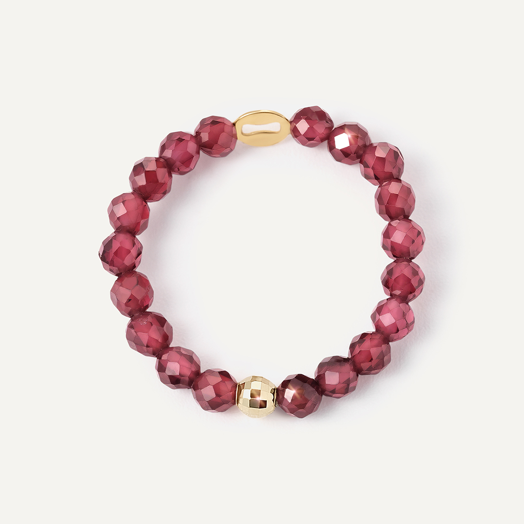 Кольцо из желтого золота с гранатами