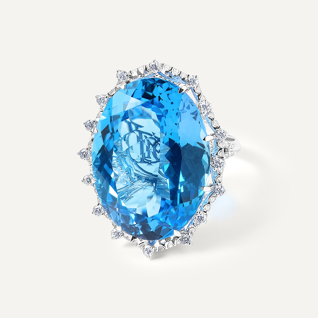 Кольцо из белого золота с танзанитом