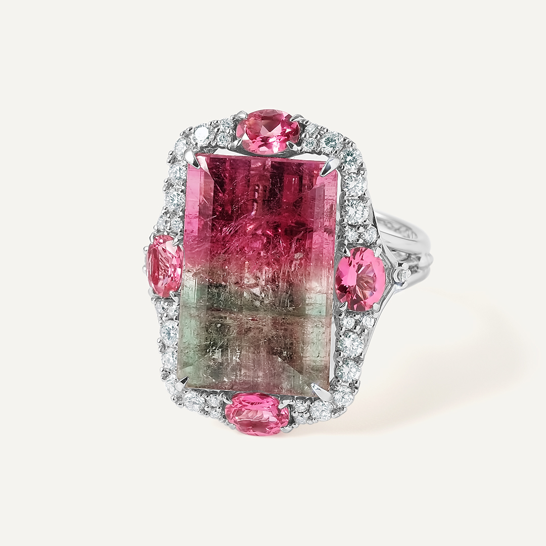 Кольцо из белого золота с турмалином