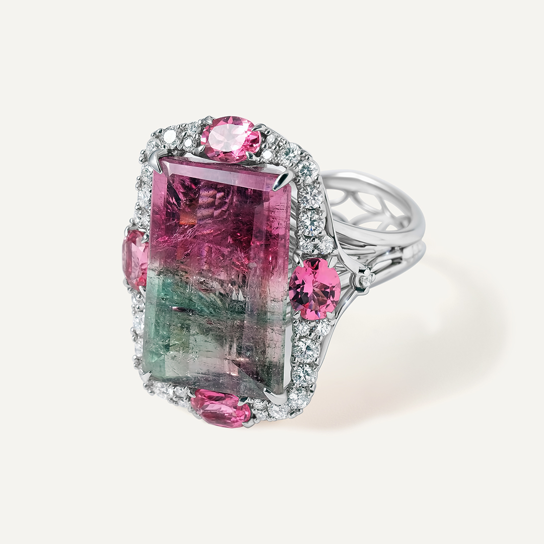 Кольцо из белого золота с турмалином