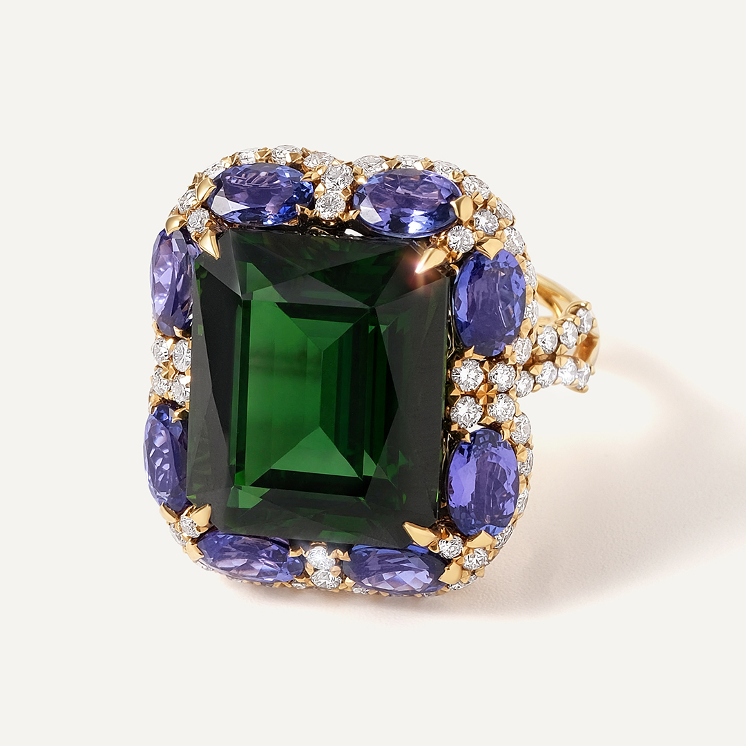 Кольцо из желтого золота с турмалином