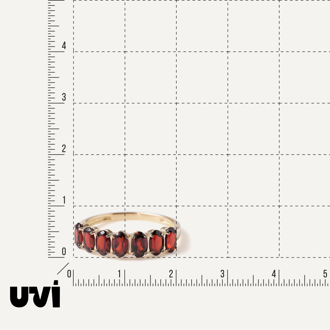 Кольцо из желтого золота с гранатами